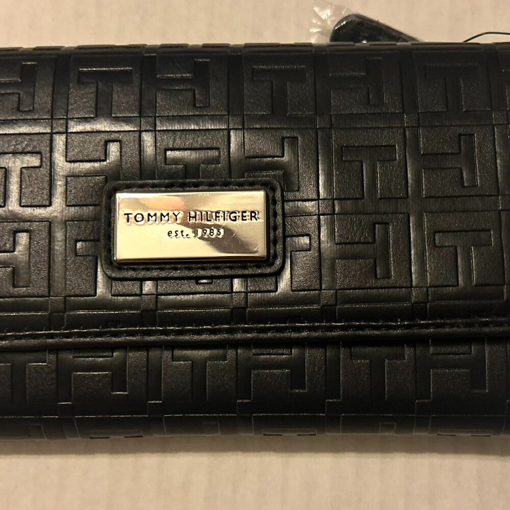 Tommy Hilfiger Blue/ Black Embossed Wallet NWT